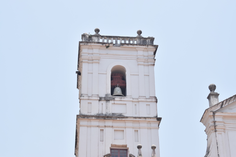 Se Cathedral Old Goa, Golden Bell, 